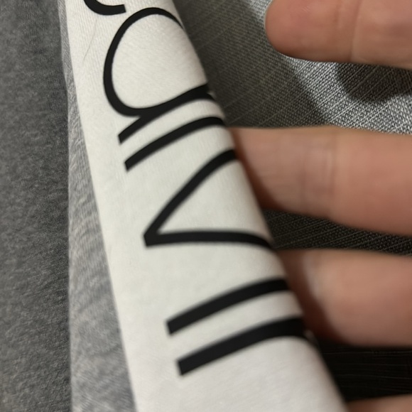 Men’s Calvin Klein Color Block Crewneck Sweatshirt-Sz M-Like New-Gray/White - Picture 10 of 16